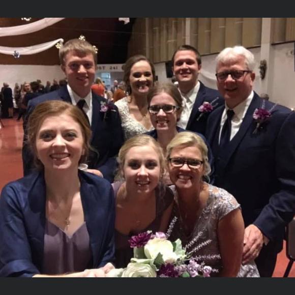 Meet your Posher, Mackenzie - Picture 1 of 2